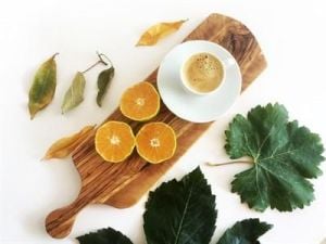 Zethome Zeytin Ağacı Ahşap Saplı Peynir Tahtası Küçük